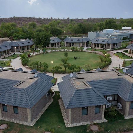 Shri Radha Brij Vasundhara Resort & Spa Govardhan Dış mekan fotoğraf