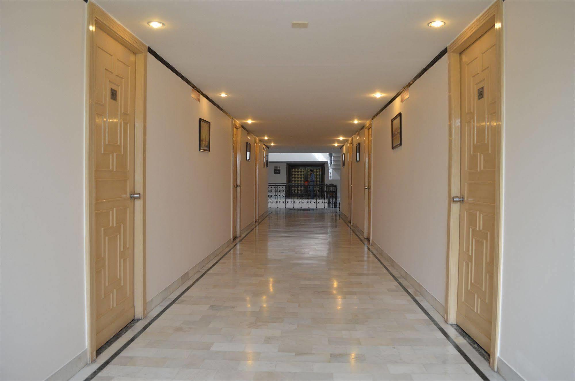 Shri Radha Brij Vasundhara Resort & Spa Govardhan Dış mekan fotoğraf