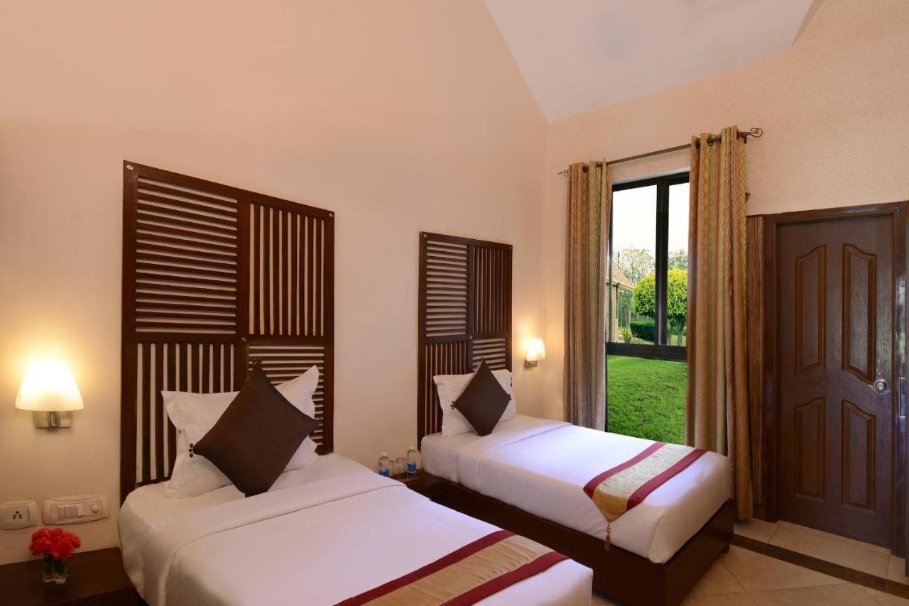 Shri Radha Brij Vasundhara Resort & Spa Govardhan Dış mekan fotoğraf